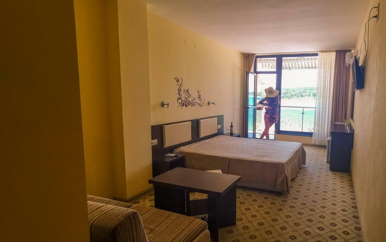 Family Hotel Teos キテン エクステリア 写真